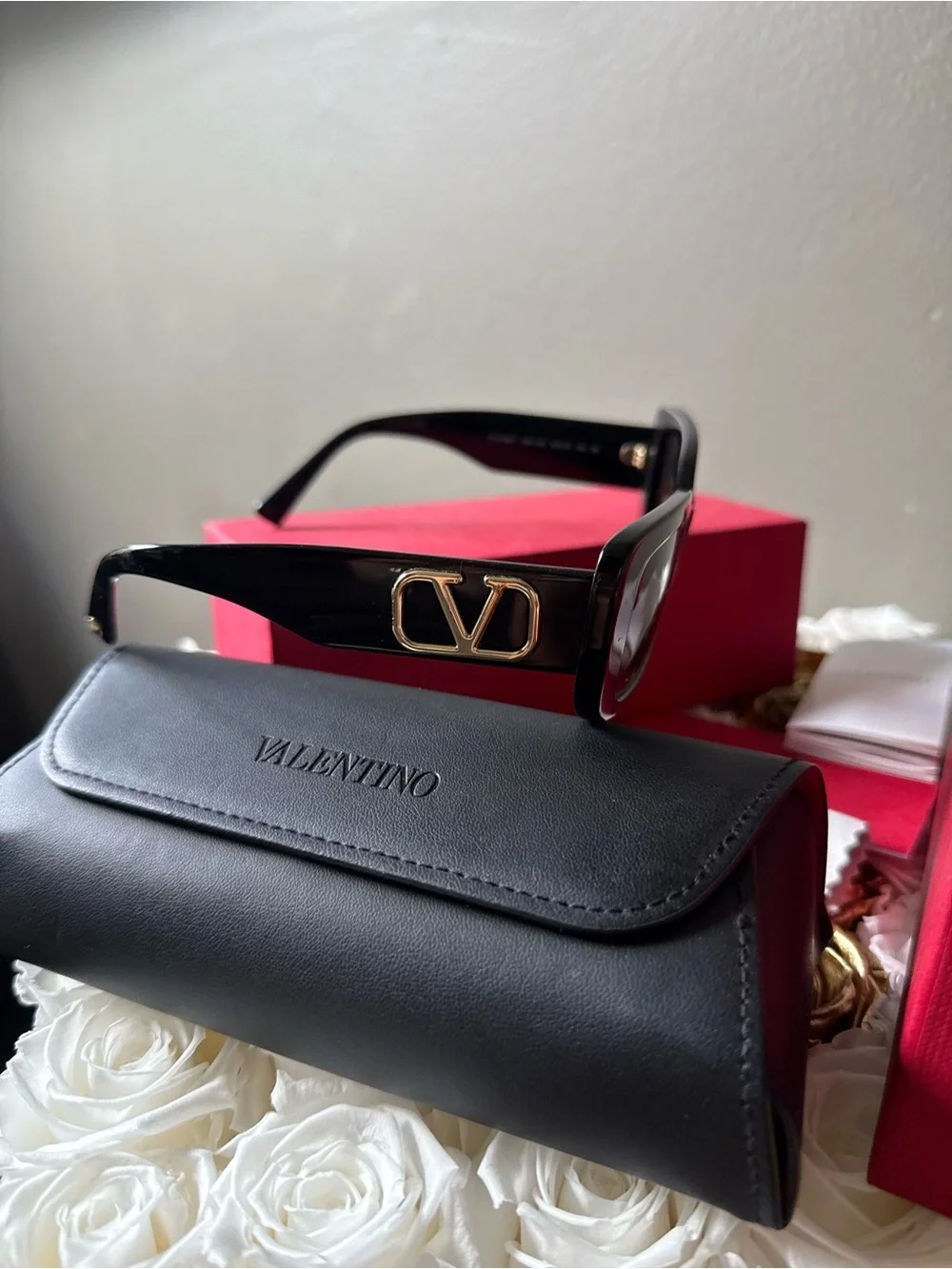 Valentino good used